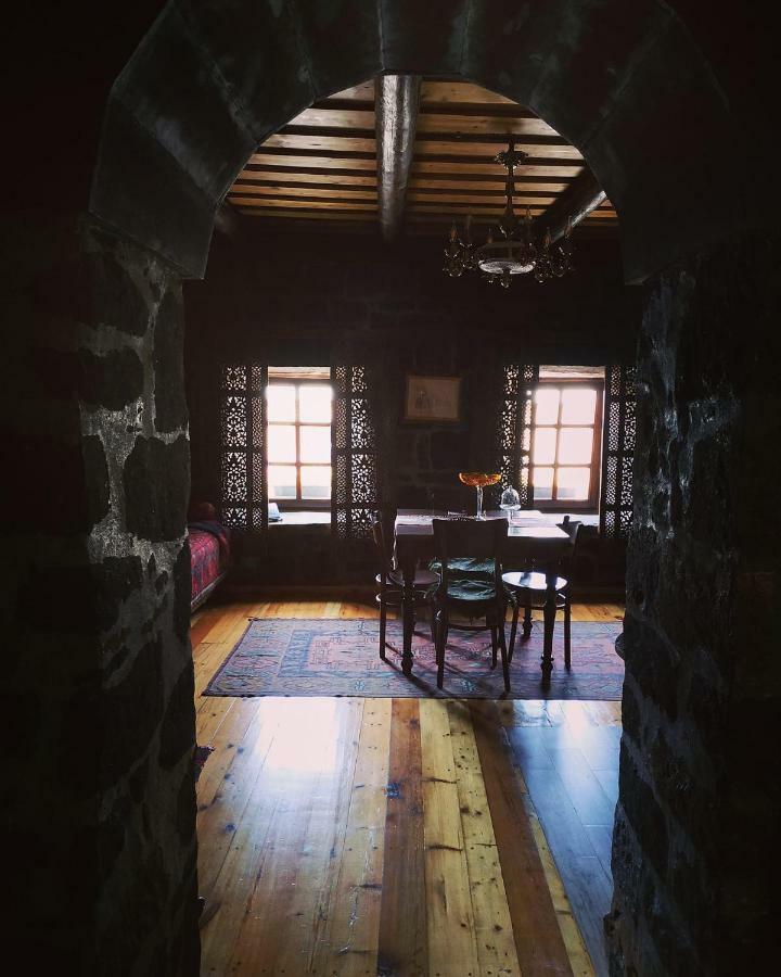 Hye Aspet Հայ Ասպետ Guiumri Exterior foto